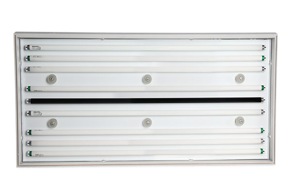 TL84光源就是CWF光源嗎？TL84光源和CWF光源什么區(qū)別？