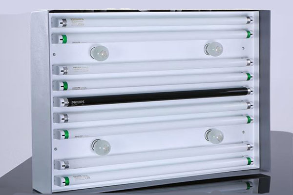 標(biāo)準(zhǔn)光源箱中哪種光源是白熾燈和鹵素?zé)裟M的？