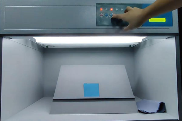 購(gòu)買(mǎi)D65標(biāo)準(zhǔn)光源箱時(shí)怎么檢查其密封性？